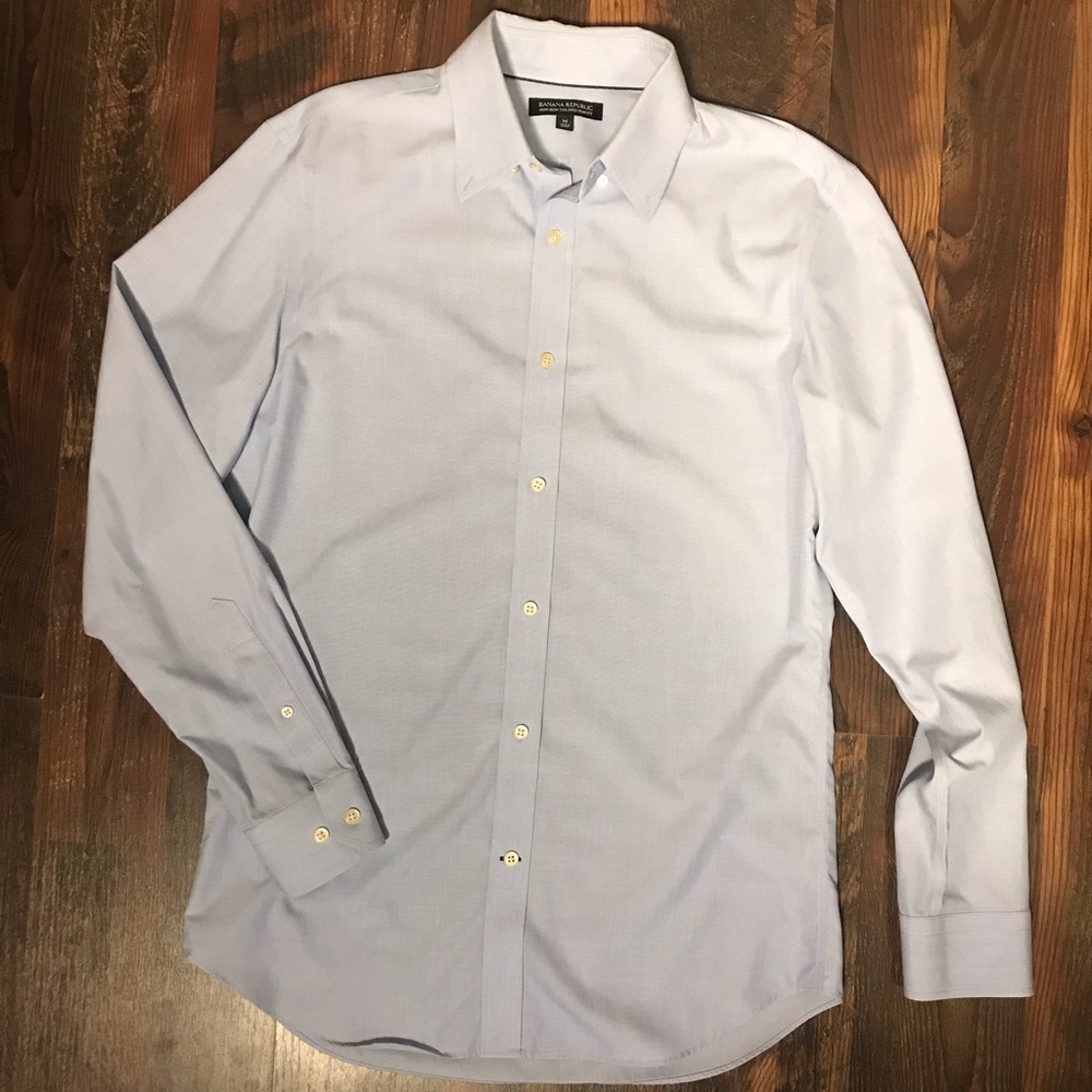 Men’s Banana Republic dress shirt Medium